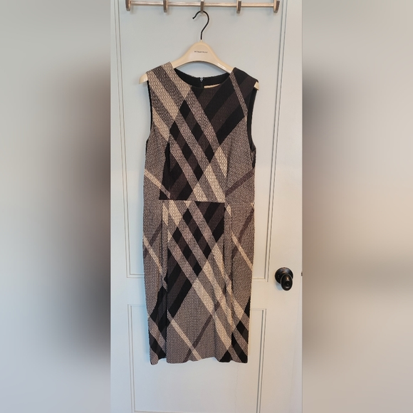 Burberry Dress - Picture 2 of 6